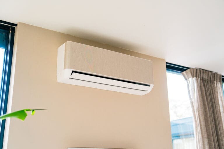 airco binnenunit op de wand